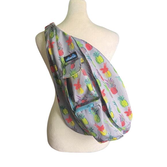 KAVU Pineapple Pop Rope Sling Daypack Backpack Crossbody Bag Water Resistant - Picture 1 of 14